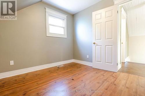 122 Trinity Street, Stratford, ON - Indoor Photo Showing Other Room