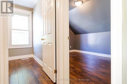 122 Trinity Street, Stratford, ON - Indoor Photo Showing Other Room