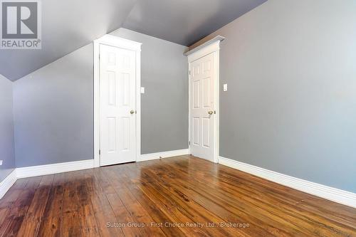 122 Trinity Street, Stratford, ON - Indoor Photo Showing Other Room