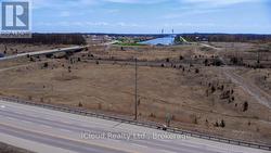 HWY 58 A   &   CANAL BANK - 236 CRAFTERS CRESCENT  Welland, ON L3B 5N7