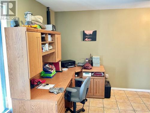 1715 33 Highway, Rock Creek, BC - Indoor Photo Showing Office