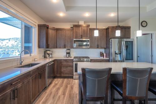 1114 Holden Road, Penticton, BC - Indoor Photo Showing Kitchen With Double Sink With Upgraded Kitchen