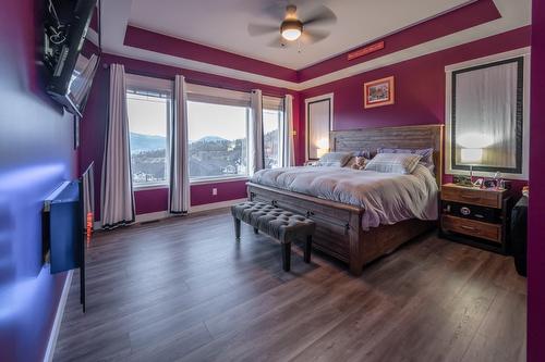 1114 Holden Road, Penticton, BC - Indoor Photo Showing Bedroom