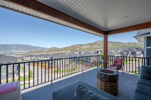 1114 Holden Road, Penticton, BC - Outdoor With Exterior