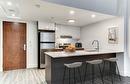Kitchen - 804-345 Rue De La Gauchetière O., Montréal (Ville-Marie), QC  - Indoor Photo Showing Kitchen With Stainless Steel Kitchen With Upgraded Kitchen 
