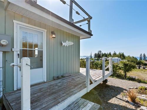 1090 Seventh Ave, Ucluelet, BC 