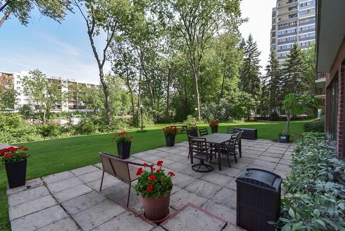 Garden - 404-2505 Av. Du Havre-Des-Îles, Laval (Chomedey), QC - Outdoor With Deck Patio Veranda With Backyard