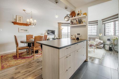 Overall view - 404-2505 Av. Du Havre-Des-Îles, Laval (Chomedey), QC - Indoor Photo Showing Dining Room