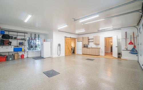 Garage - 5 Rue Champoux, Sainte-Béatrix, QC - Indoor
