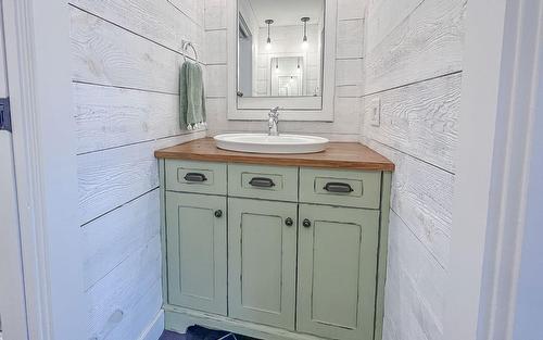 Bathroom - 5 Rue Champoux, Sainte-Béatrix, QC - Indoor Photo Showing Bathroom