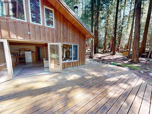 1157 Tennyson Rd, Savary Island, BC - Outdoor With Deck Patio Veranda