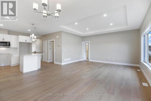 9 Ben Tekamp Terrace, Brockville, ON - Indoor Photo Showing Kitchen