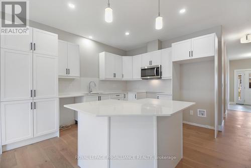9 Ben Tekamp Terrace, Brockville, ON - Indoor Photo Showing Kitchen