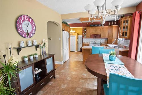 524 River Park Drive, Swan River, MB - Indoor