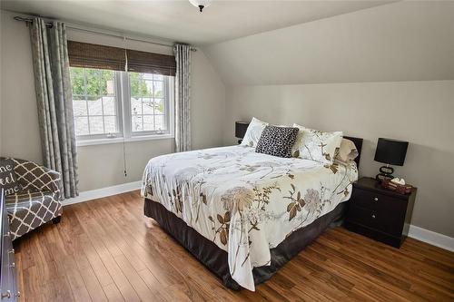 524 River Park Drive, Swan River, MB - Indoor Photo Showing Bedroom