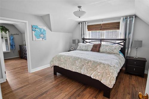 524 River Park Drive, Swan River, MB - Indoor Photo Showing Bedroom
