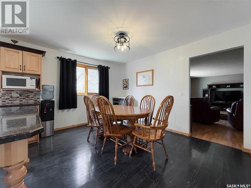 208 1St Street E, Climax, SK - Indoor