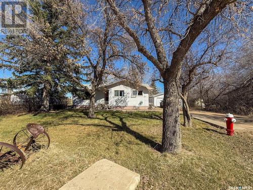 208 1St Street E, Climax, SK - Outdoor