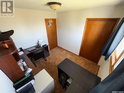 208 1St Street E, Climax, SK - Indoor Photo Showing Other Room