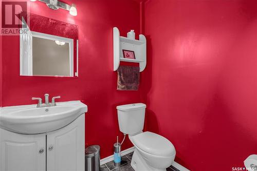 13 Cummins Road, Longlaketon Rm No. 219, SK - Indoor Photo Showing Bathroom