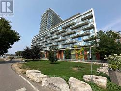 1002 - 90 STADIUM ROAD  Toronto, ON M5V 3W5