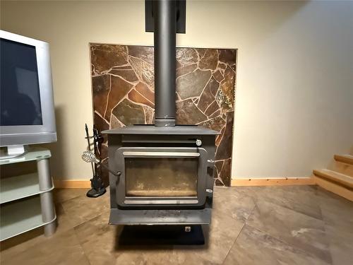 940 313Th Drive, Kimberley, BC - Indoor With Fireplace