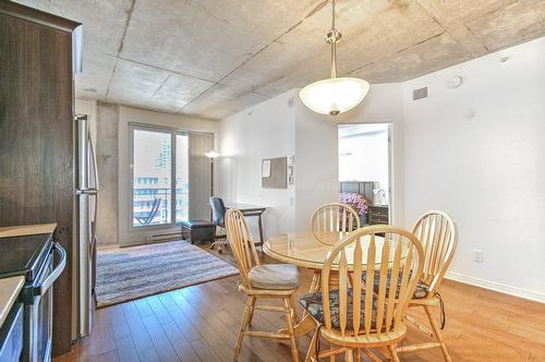 Kitchen - 911-1205 Rue Mackay, Montréal (Ville-Marie), QC - Indoor Photo Showing Dining Room