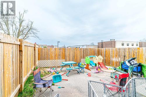 6 Glenelg Street W, Kawartha Lakes (Lindsay), ON - Outdoor