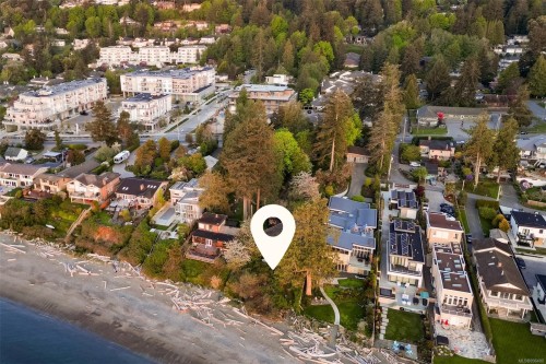 5153 Cordova Bay Rd, Saanich, BC 