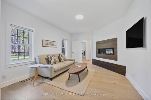 428510 25Th Side Road, Mono, ON - Indoor Photo Showing Living Room With Fireplace