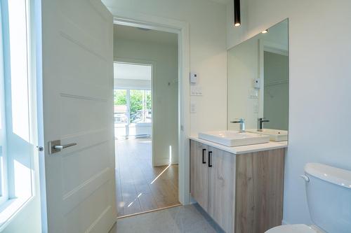 Salle de bains - 10867 Av. Leblanc, Montréal (Montréal-Nord), QC - Indoor Photo Showing Bathroom