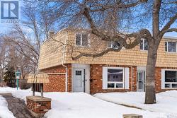 28 Willowview STREET  Regina, SK S4R 0E5