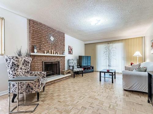 4172 Dursley Crescent, Mississauga, ON - Indoor Photo Showing Living Room With Fireplace