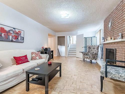 4172 Dursley Crescent, Mississauga, ON - Indoor Photo Showing Living Room With Fireplace