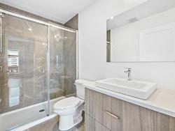 Ensuite bathroom - 