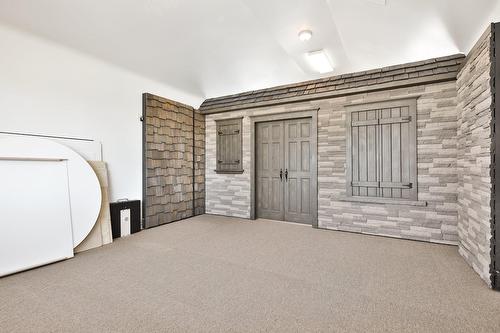 Autre - 856 Rue Bernard-Pilon, Mcmasterville, QC - Indoor Photo Showing Other Room