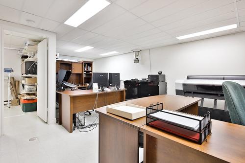 Bureau - 856 Rue Bernard-Pilon, Mcmasterville, QC - Indoor