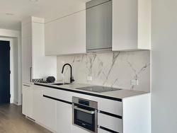 3905-720 Rue St-Jacques  Montréal (Ville-Marie), QC H3C 1E9