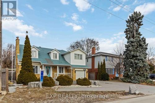 2065 Westfield Drive, Mississauga, ON - Outdoor With Facade