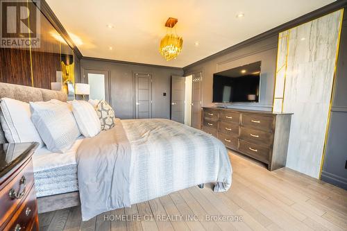 1386 Bough Beeches Boulevard, Mississauga, ON - Indoor Photo Showing Bedroom