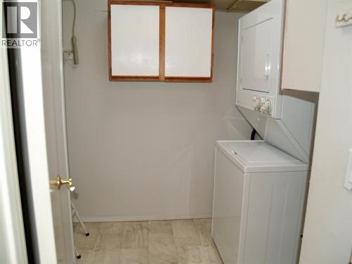 489 Highway 33 E Unit# 121, Kelowna, BC - Indoor Photo Showing Laundry Room