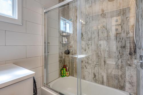 Bathroom - 13 Boul. Grand-Prix, Laval (Vimont), QC - Indoor Photo Showing Bathroom