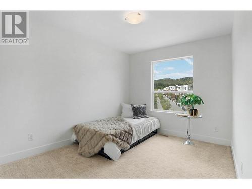Second Bedroom on top floor - 720 Valley Road Unit# 46, Kelowna, BC - Indoor Photo Showing Bedroom