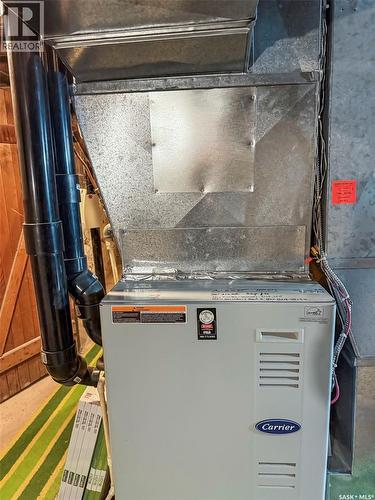 570 4Th Avenue Ne, Swift Current, SK - Indoor Photo Showing Basement