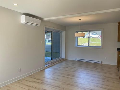 Living room - 539 Rue Charlie-Forbell, Mont-Tremblant, QC - Indoor Photo Showing Other Room With Fireplace