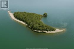 V/L MIDDLE SISTER ISLAND  Pelee Island, ON N0R 1M0