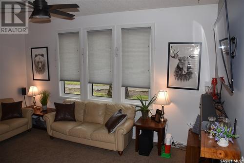 119 Dewdney Street, Indian Head, SK - Indoor Photo Showing Living Room