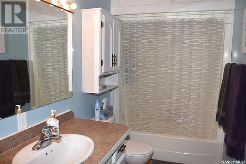 119 Dewdney Street, Indian Head, SK - Indoor Photo Showing Bathroom