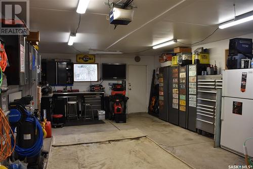 119 Dewdney Street, Indian Head, SK - Indoor Photo Showing Garage