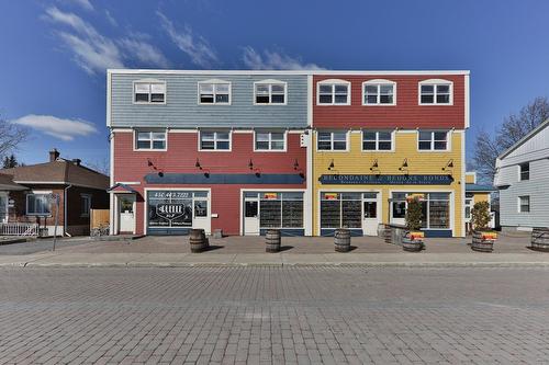 255  - 265 Rue Petrozza  Chambly, QC J3L 3R7